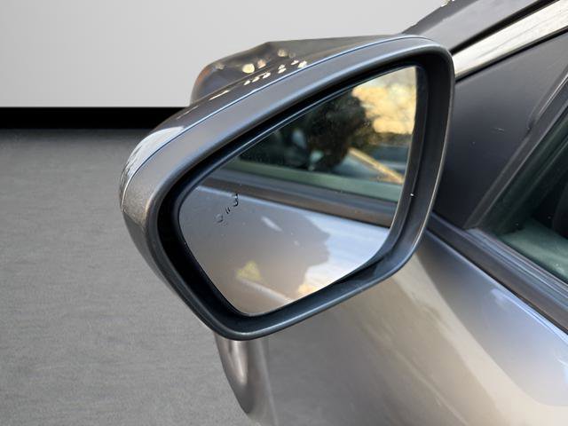 Used 2022 Ford Escape SEL image 32