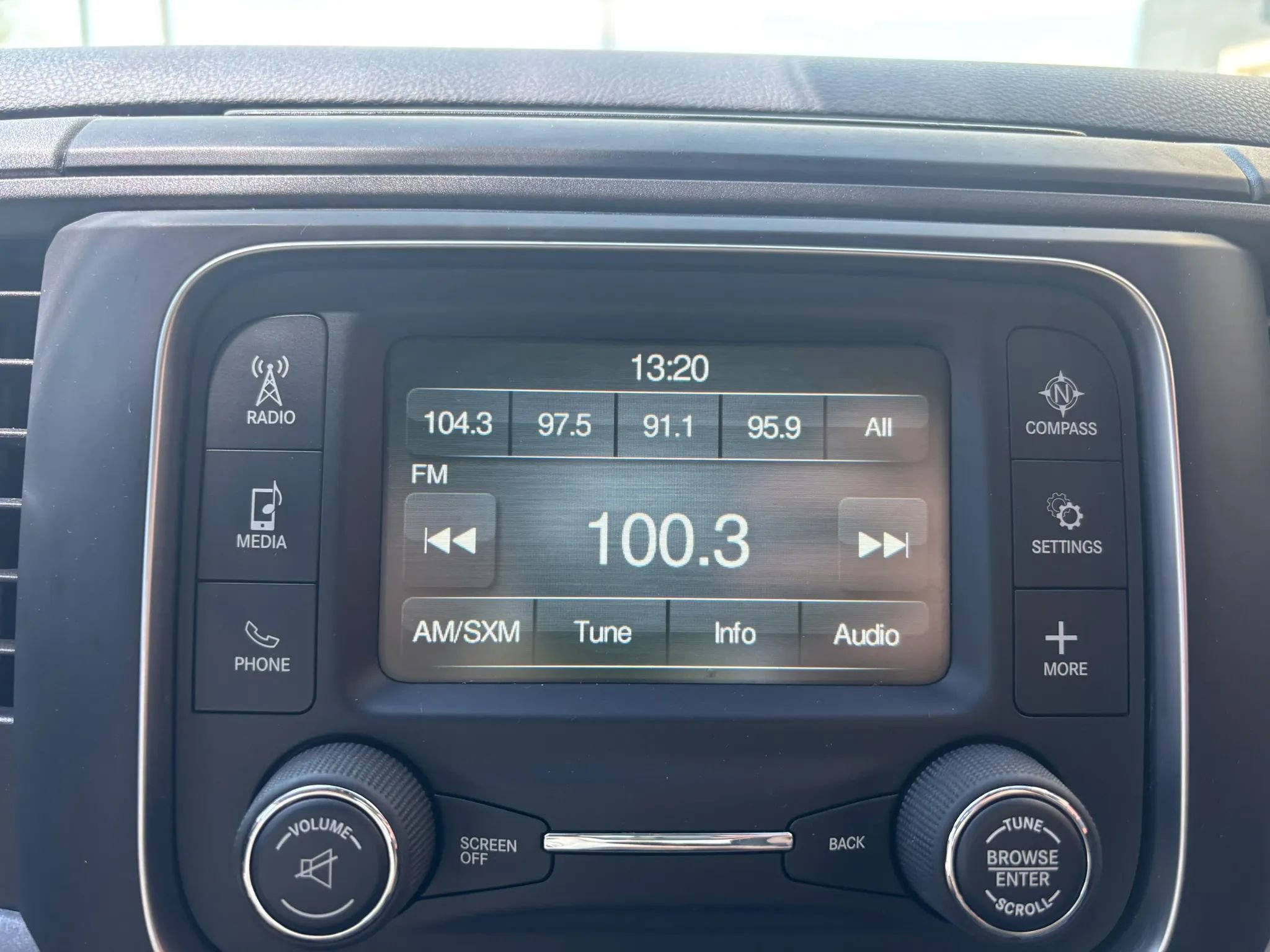 Used 2016 RAM 1500 ST w/ SXT Appearance Group AWD/4WD image 21