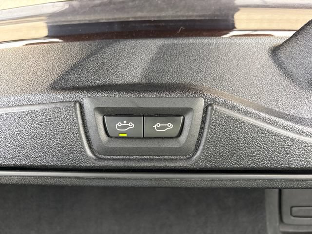 Used 2022 BMW X7 xDrive40i w/ Executive Package AWD/4WD image 18