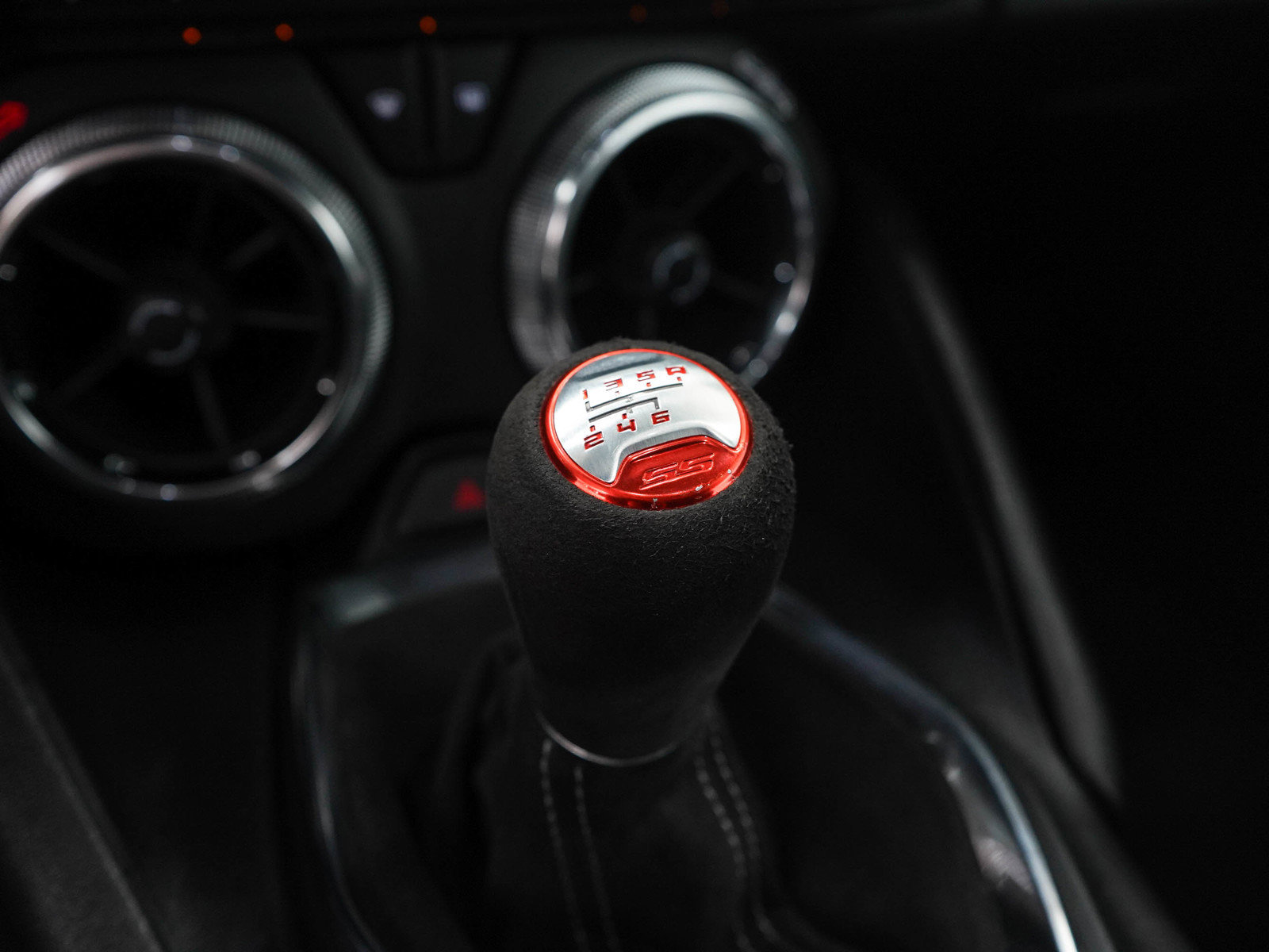 Used 2019 Chevrolet Camaro SS RWD image 26