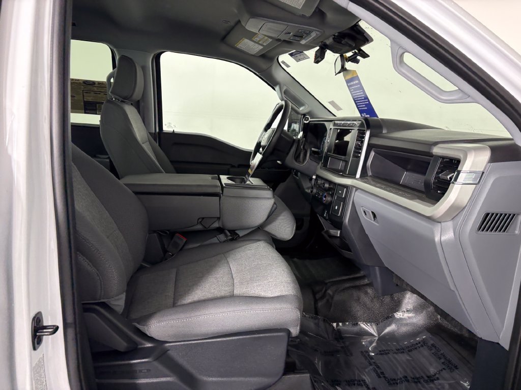 Used 2024 Ford F350 XL w/ 360-Degree Camera Package AWD/4WD image 33