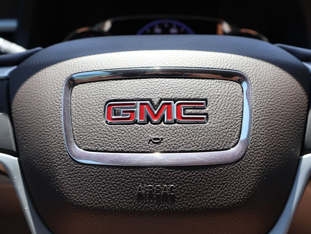 Used 2020 GMC Acadia SLT w/ Driver Alert Package II FWD image 27
