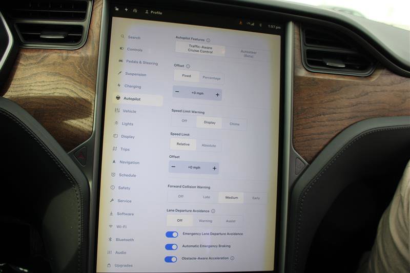 Used 2018 Tesla Model S 100D image 17