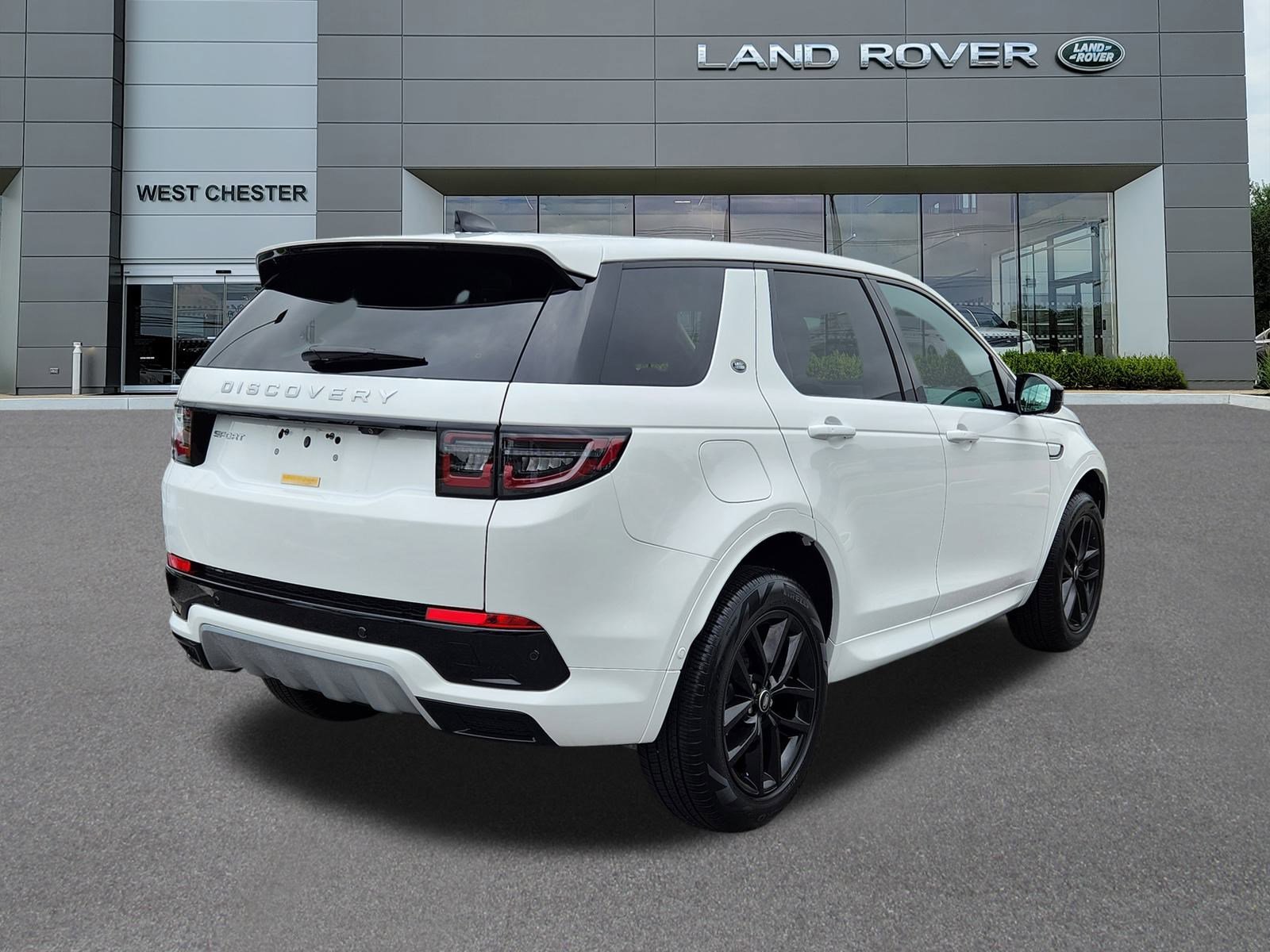 Certified 2025 Land Rover Discovery Sport S image 4