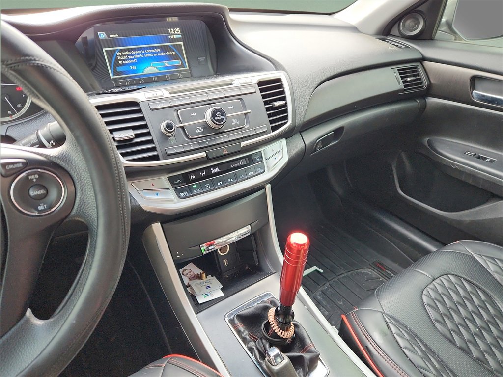 Used 2013 Honda Accord EX image 17