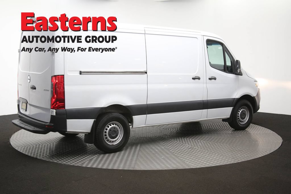 Used 2019 Freightliner Sprinter 2500 RWD image 37