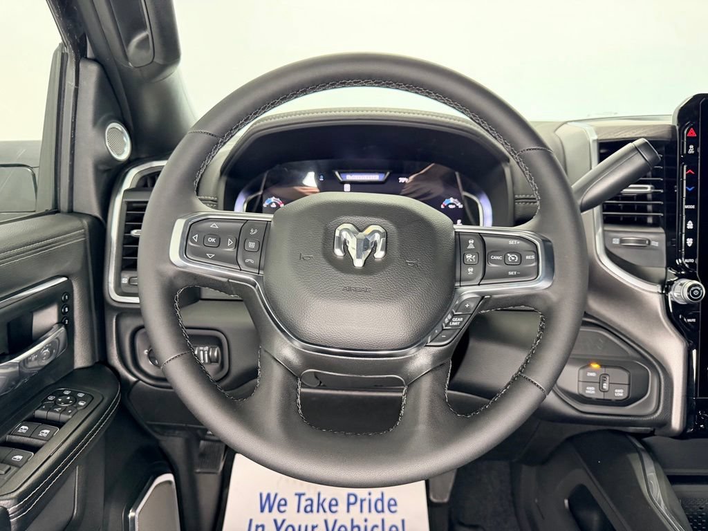 New 2026 RAM 2500 Laramie AWD/4WD image 16