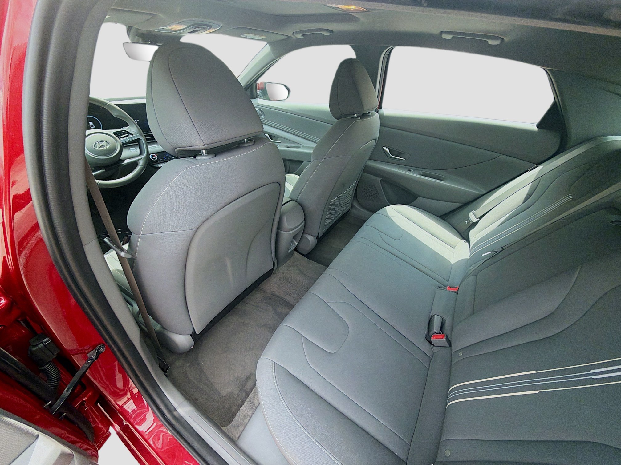 Used 2024 Hyundai Elantra SEL w/ Convenience Package FWD image 22