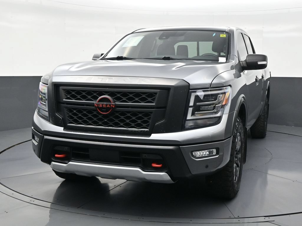 Used 2023 Nissan Titan PRO-4X w/ Pro-4x Convenience Package AWD/4WD image 8
