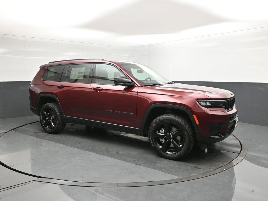 New 2025 Jeep Grand Cherokee L Altitude image 17