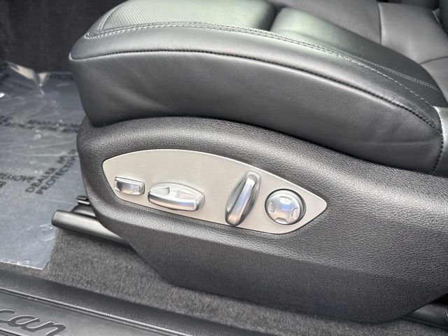 Used 2024 Porsche Macan Base image 21