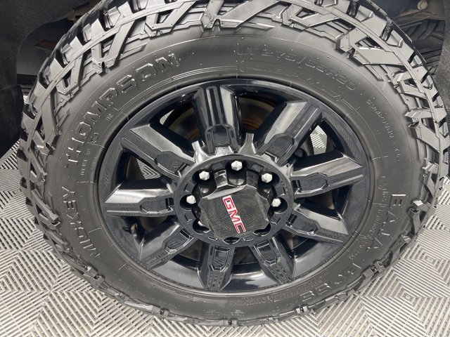 Used 2024 GMC Sierra 3500 AT4 w/ AT4 Premium Plus Package image 8