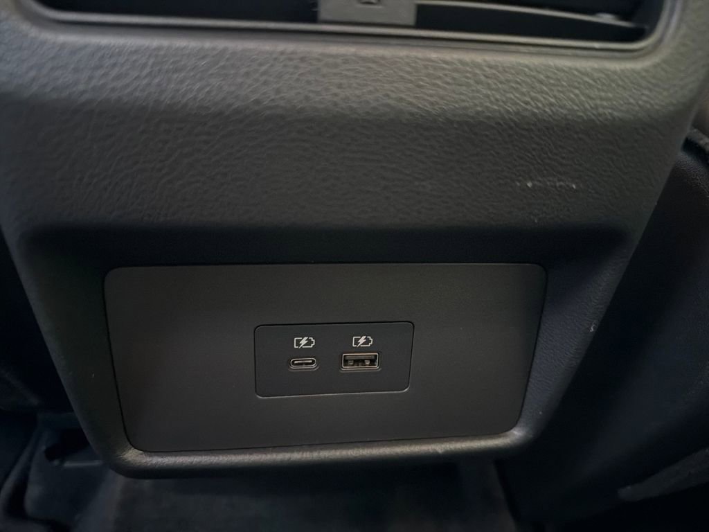 Used 2023 Nissan Rogue SV w/ SV Premium B Package image 24