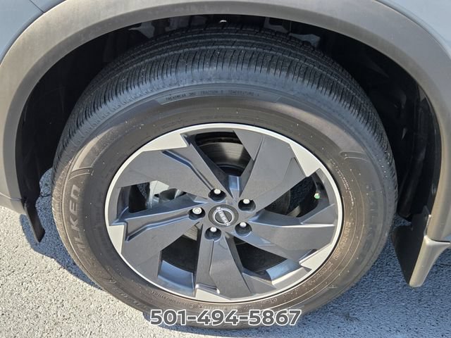 Certified 2026 Nissan Rogue SV w/ Cold Weather Package FWD image 16