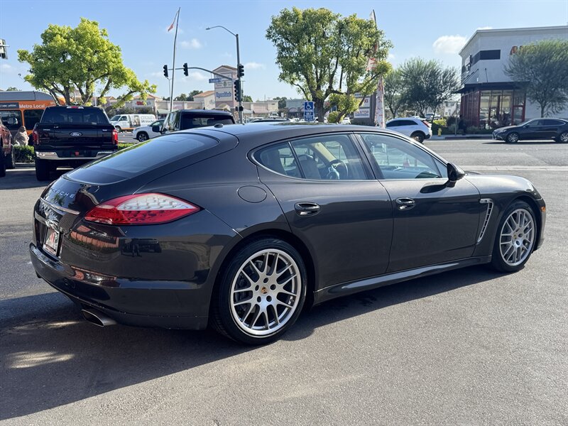 Used 2013 Porsche Panamera image 22