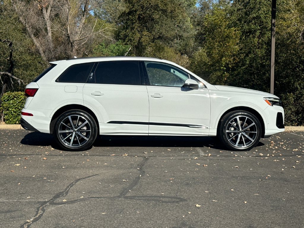 Certified 2026 Audi Q7 2.0T Premium Plus w/ Premium Plus Package AWD/4WD image 4