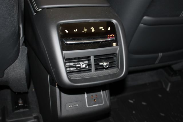 Certified 2024 Cadillac Lyriq Luxury w/ LPO, Floor Liner Package image 15