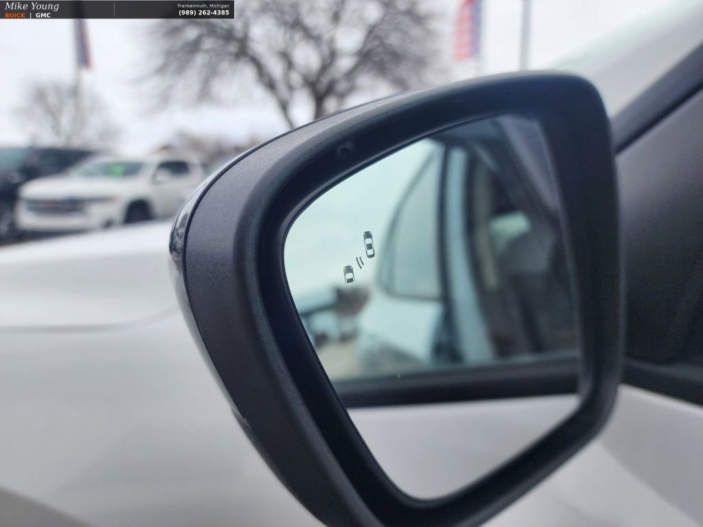 Used 2020 Ford Escape SE Sport image 18