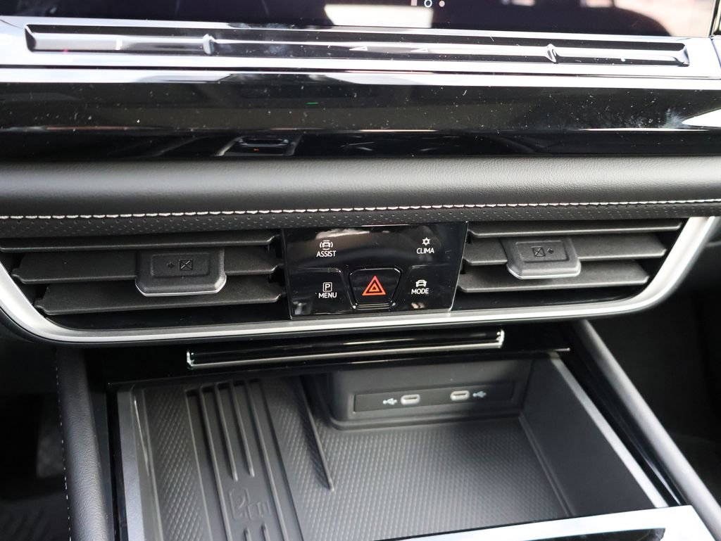 New 2026 Volkswagen Atlas SE image 26