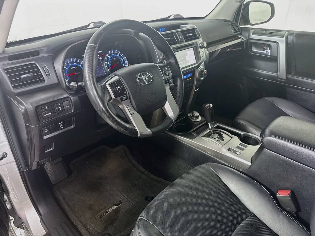 Used 2014 Toyota 4Runner Limited AWD/4WD image 10
