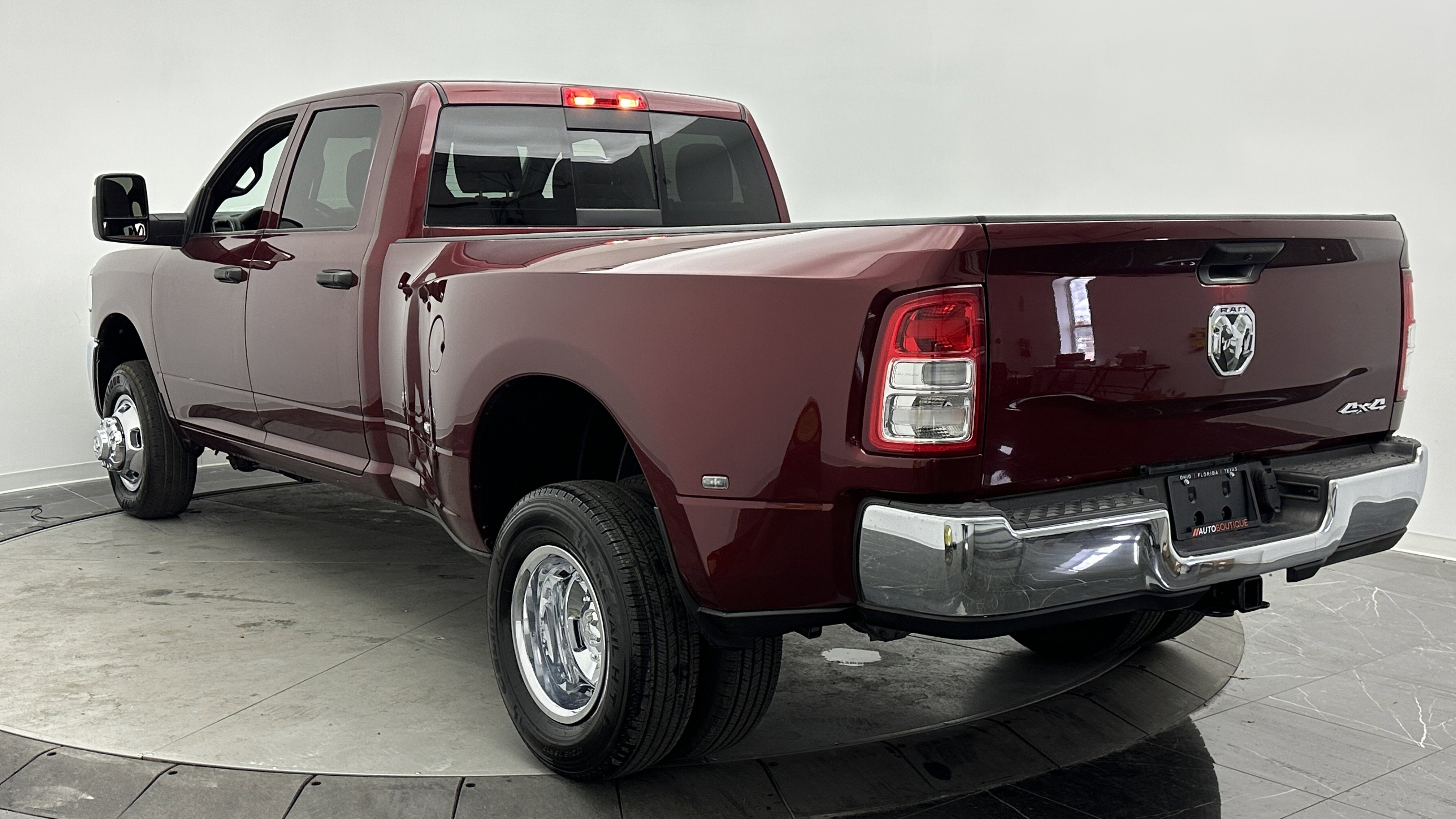 Used 2023 RAM 3500 Tradesman image 5