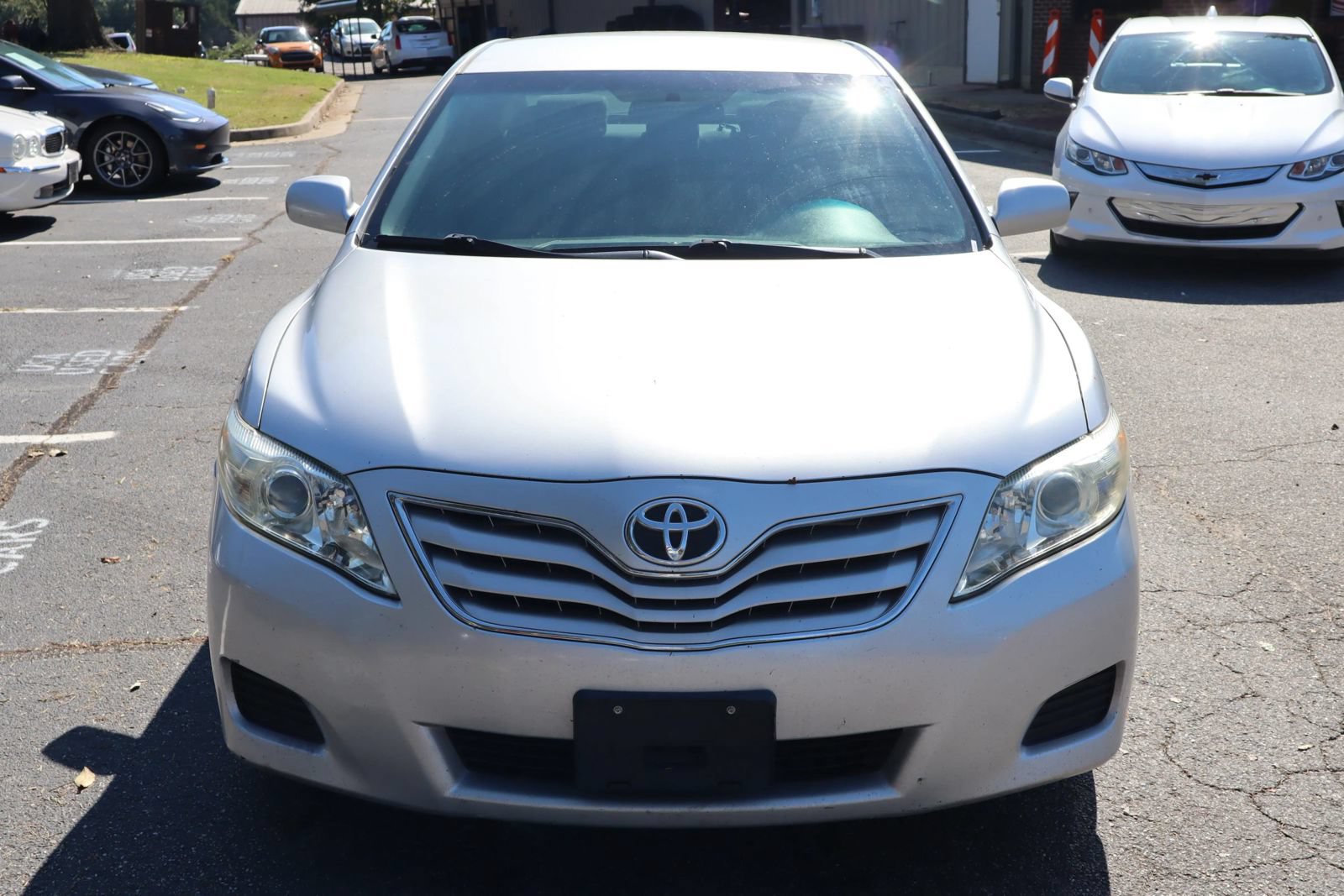 Used 2011 Toyota Camry LE w/ Fleet Convenience Pkg FWD image 2