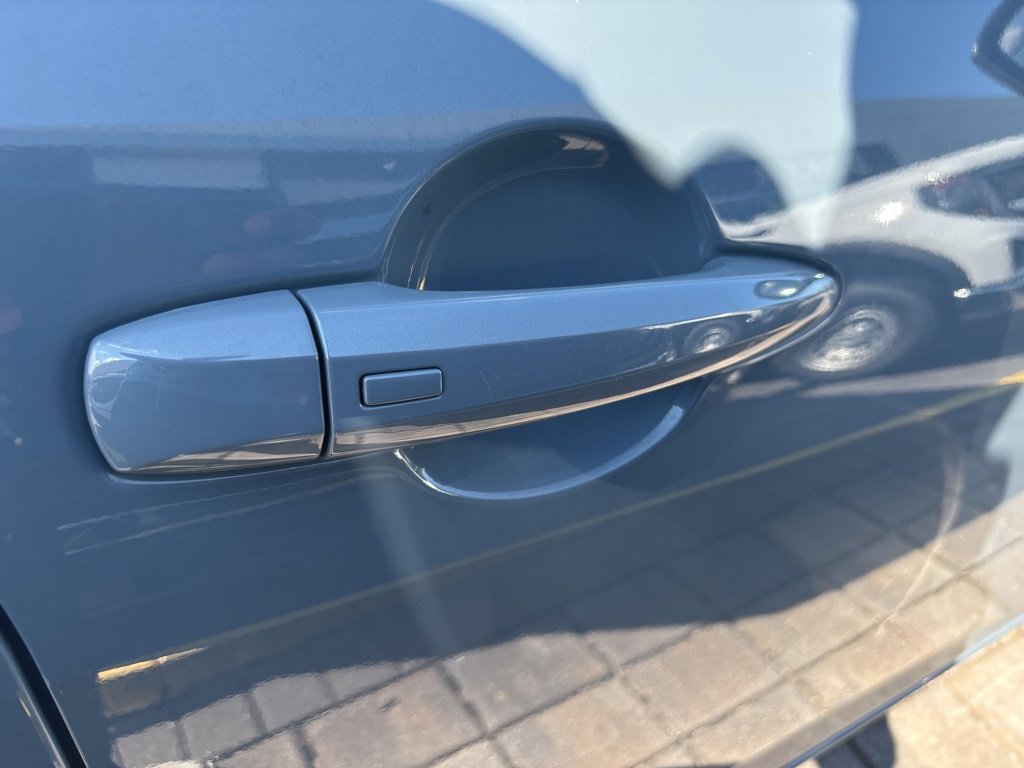 Used 2024 Nissan Sentra SV image 36