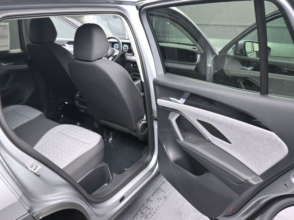 New 2026 Volkswagen Tiguan S AWD/4WD image 41