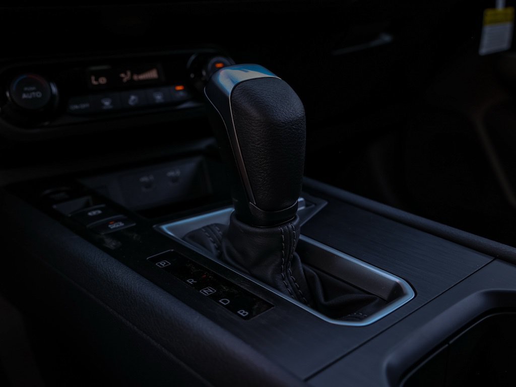 New 2026 Nissan Kicks SV w/ Charging Package FWD image 31