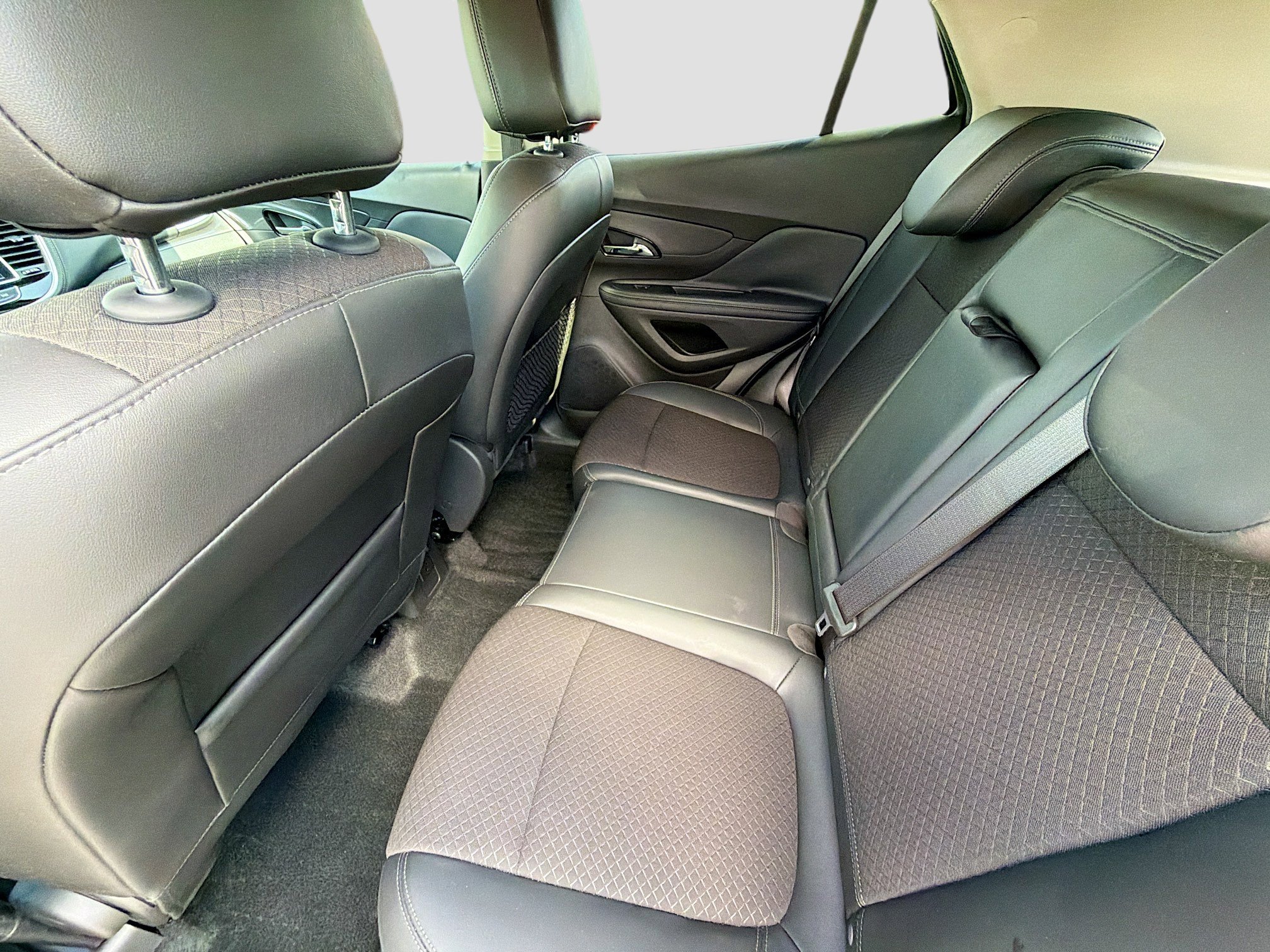 Used 2019 Buick Encore Sport Touring w/ Safety Package image 23