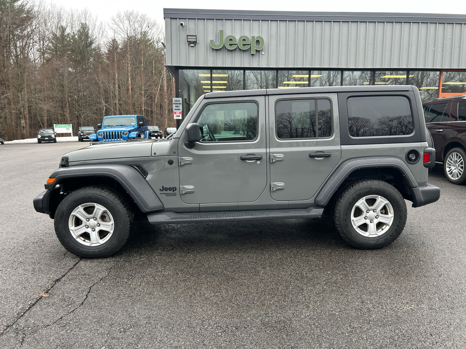 Used 2021 Jeep Wrangler Unlimited Sport image 11