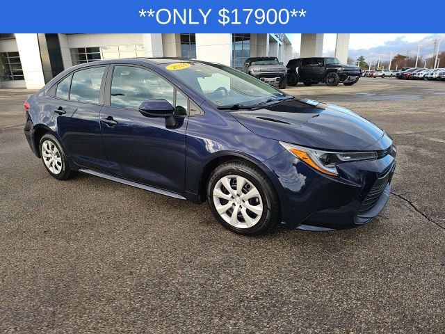 Used 2024 Toyota Corolla LE image 25