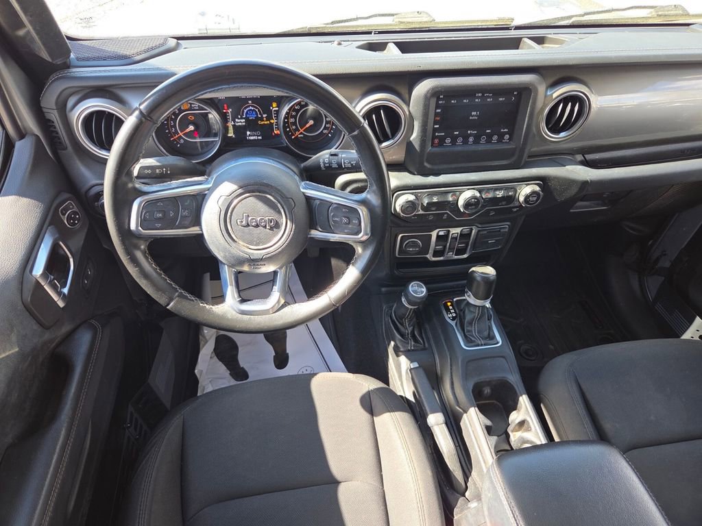 Used 2020 Jeep Wrangler Unlimited Sahara image 8