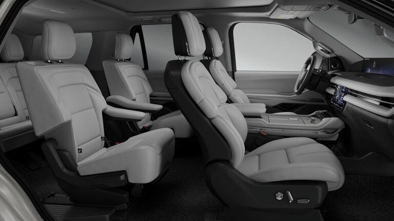 New 2026 Lincoln Navigator Reserve AWD/4WD image 28