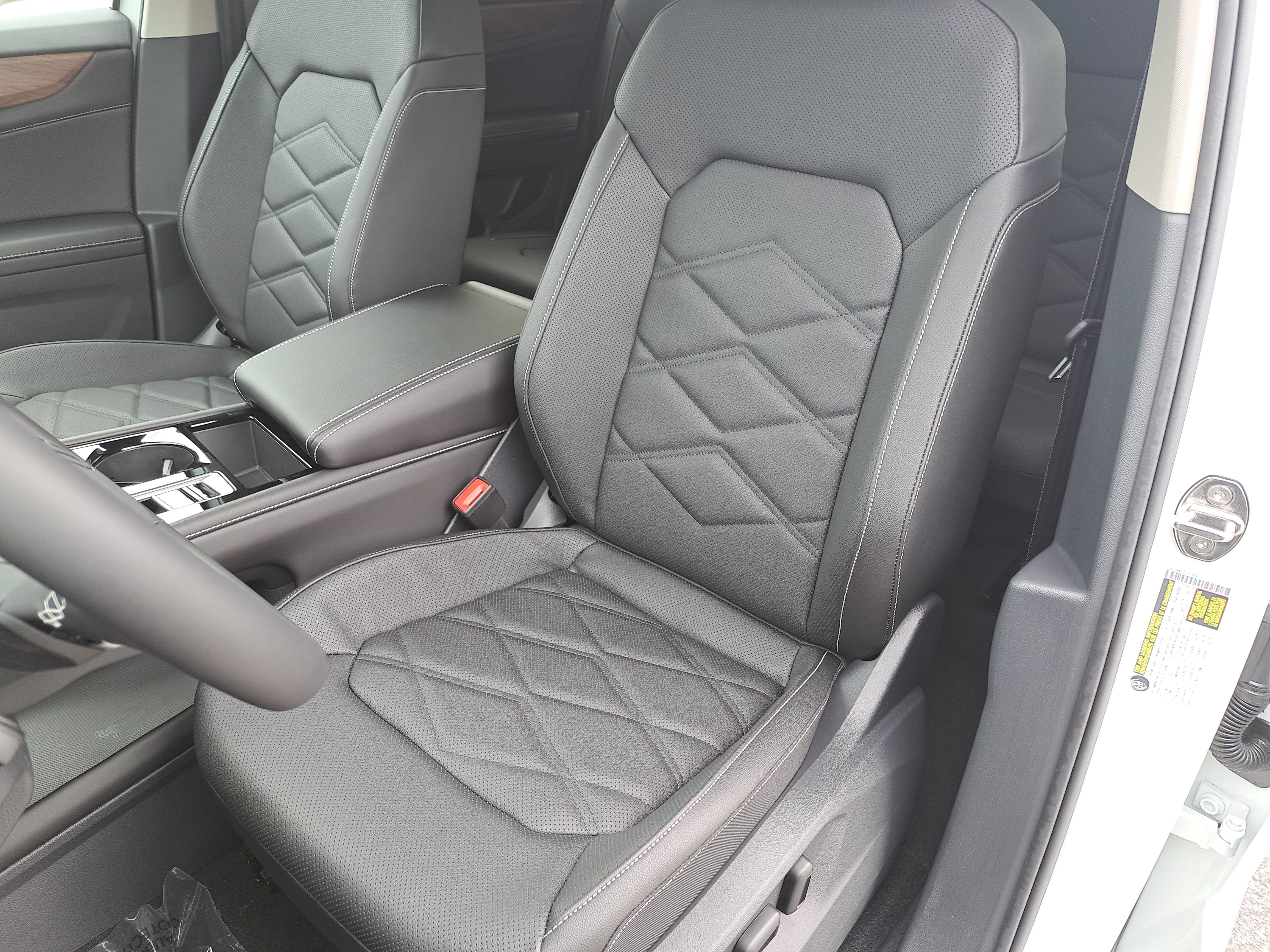New 2026 Volkswagen Atlas SE AWD/4WD image 16