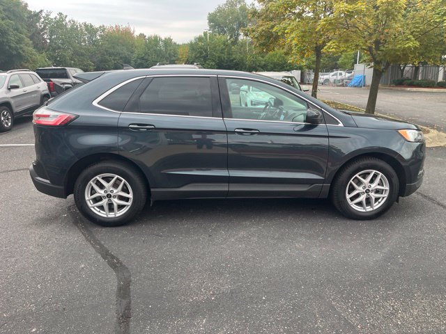 Used 2024 Ford Edge SEL w/ Convenience Package AWD/4WD image 5