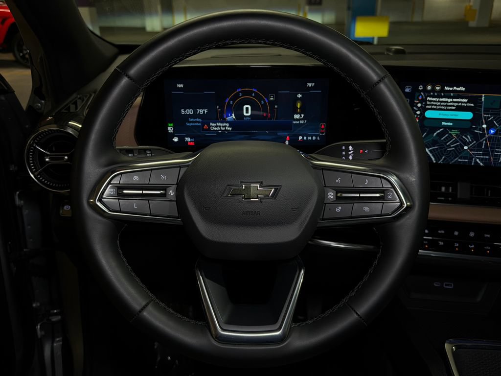 Used 2025 Chevrolet Equinox ACTIV FWD image 29