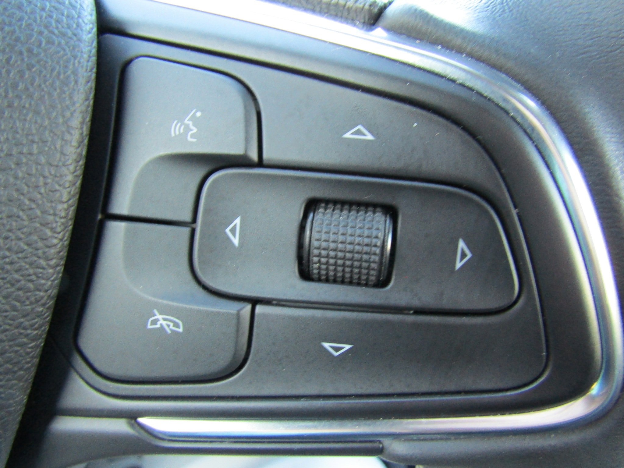 Used 2022 Buick Encore GX Preferred w/ Sport Touring Package image 27