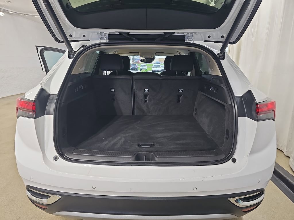 Used 2023 Buick Envision Preferred FWD image 15