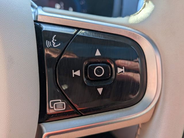 Certified 2023 Volvo XC90 B6 Plus w/ Protection Package image 21