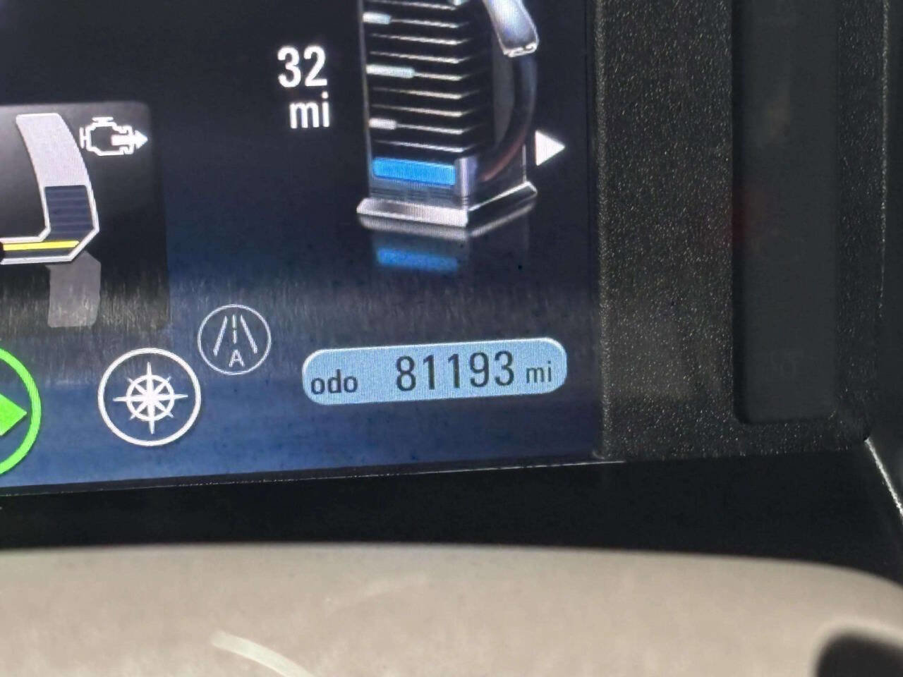 Used 2013 Chevrolet Volt Premium w/ Premium Trim Package FWD image 37