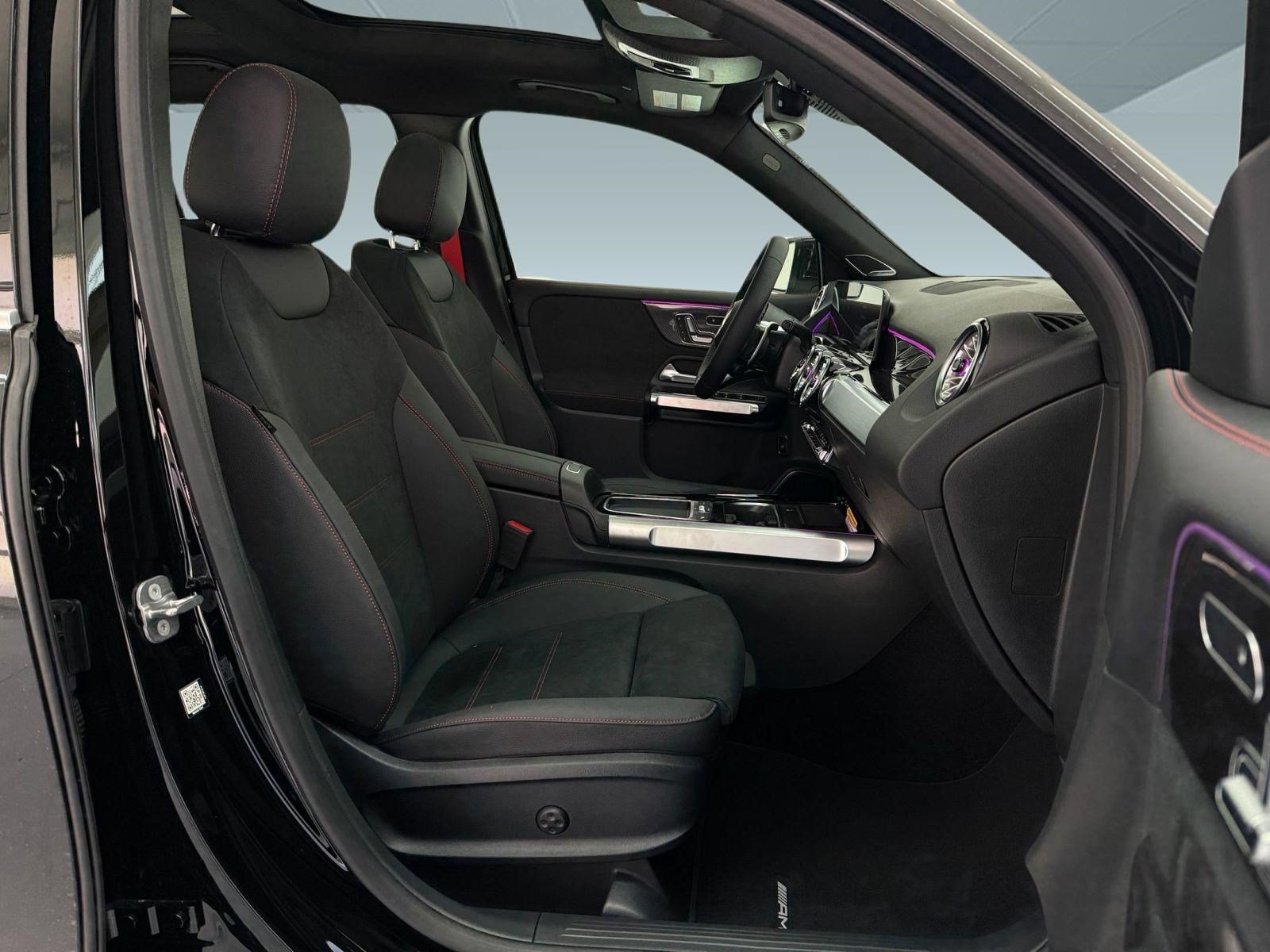 New 2026 Mercedes-Benz GLB 35 AMG 4MATIC image 22