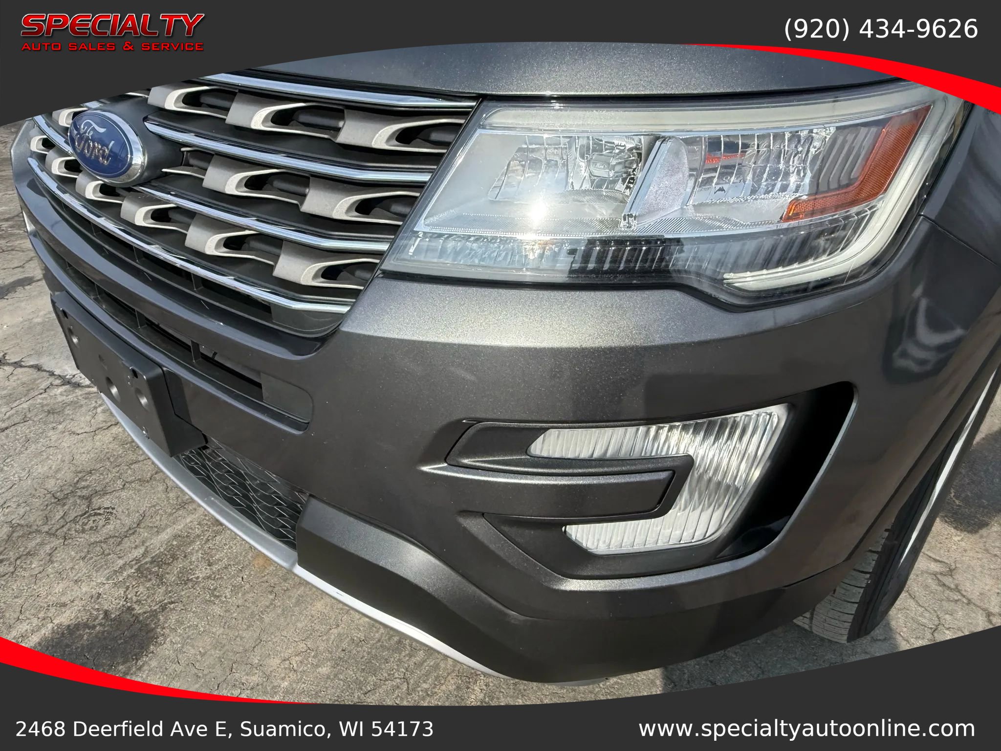 Used 2017 Ford Explorer XLT image 9