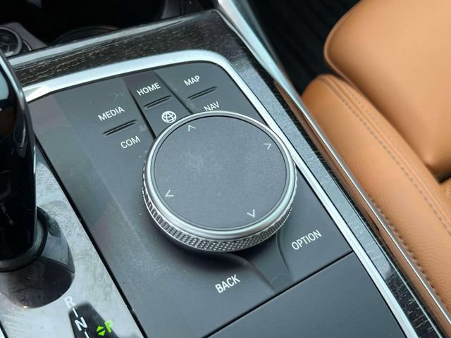 Used 2022 BMW 330e xDrive w/ Driving Assistance Package AWD/4WD image 39