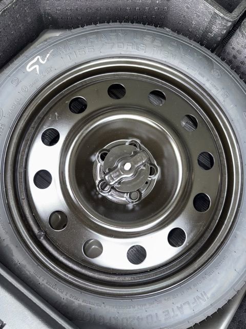 Certified 2024 Ford Edge Titanium AWD/4WD image 17