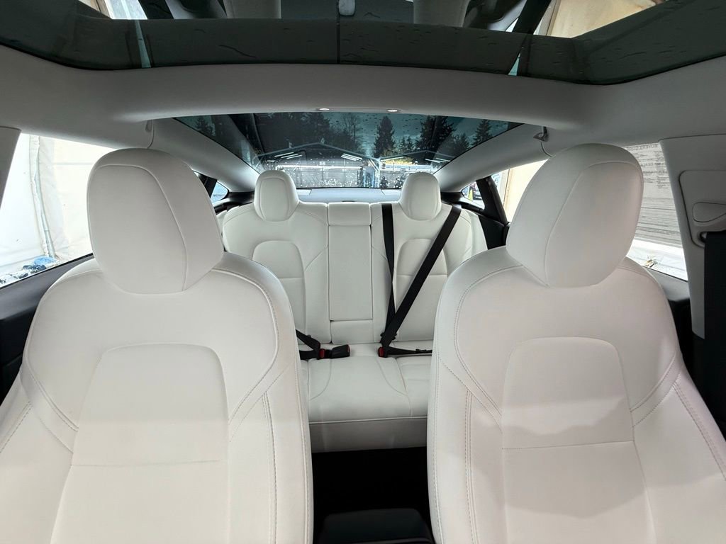 Used 2020 Tesla Model 3 Performance image 28