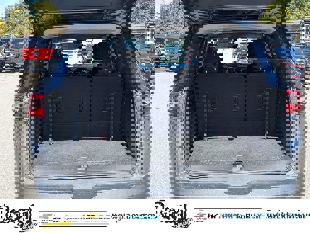 Used 2019 Chevrolet Traverse LT image 8