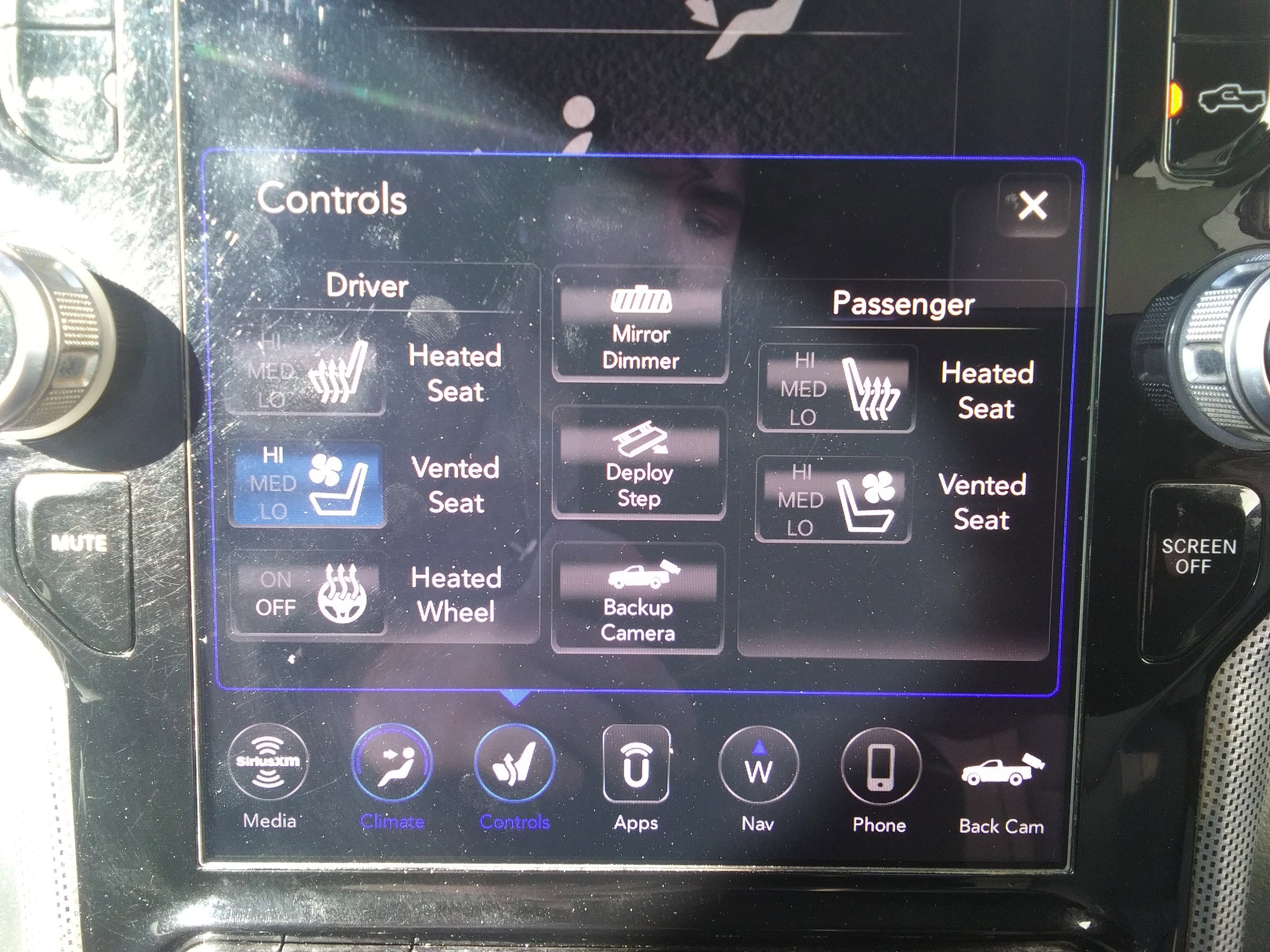 Used 2019 RAM 1500 Limited w/ Advanced Safety Group AWD/4WD image 23