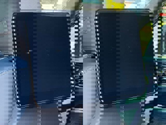 New 2025 Cadillac Escalade IQ Luxury 2 image 32