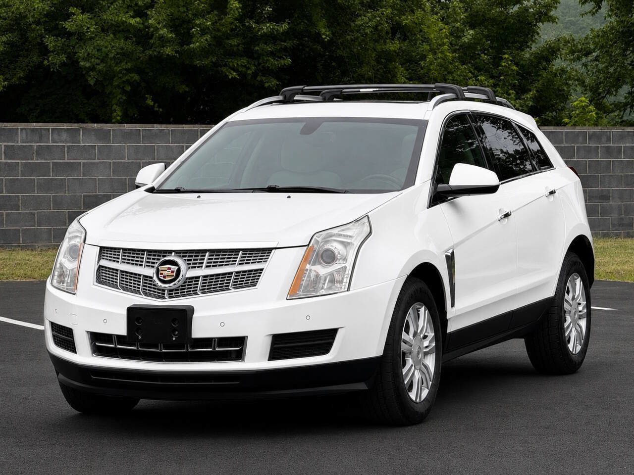 Used 2013 Cadillac SRX Luxury AWD/4WD image 4